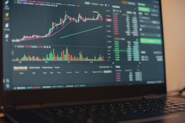 Avis ftmo : analyse détaillée de la prop firm leader